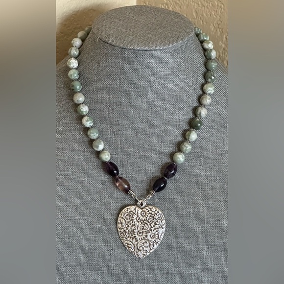 22-1/2 inch Peace Jade Gemstone and Fluorite Gemstone bead necklace NWOT - Picture 14 of 15